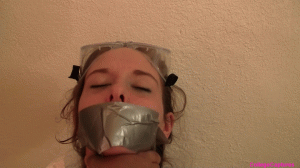 www.collegecaptures.com - 12 days of Amy: Day 8 Painter chairtied thumbnail
